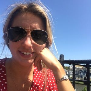 Meet your Posher, Carly